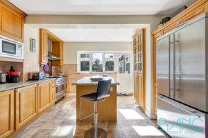 Photo 18- click for photo gallery